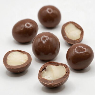 Milk-Chocolate_Macadamia_xima